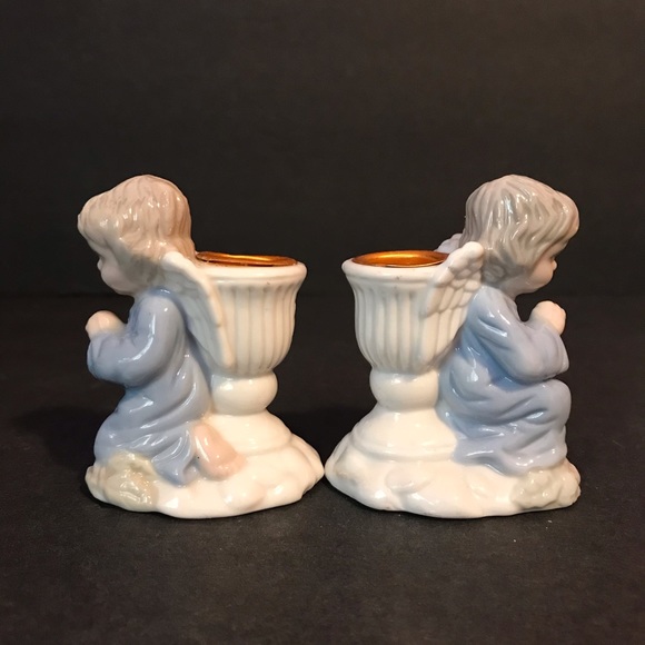 2 VINTAGE BLUE PRAYING ANGELS CANDLE STICK HOLDERS - Picture 4 of 11
